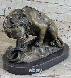 Vintage Bronze Sculpture Statue Lion Vs. Serpent Signée Véritable Marbre Base