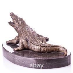 Vintage Sculpture Crocodile en bronze Sur un marbre noir Signée