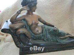 Vintage Semi Chair Femme sur Chaise Salon Bronze Signé Gossin sur Marbre Base